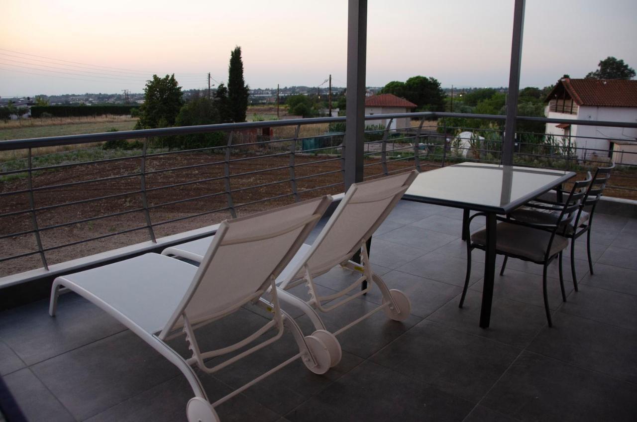 Garden'S Sunset Αvra Apartment Nea Michaniona Bagian luar foto